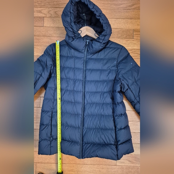 Uniqlo Packable Ultra Light Down Jacket - Navy - EUC - Picture 11 of 16
